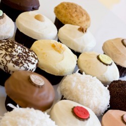 All The Rave About Crave Cupcakes! All The Rave About Crave Cupcakes!